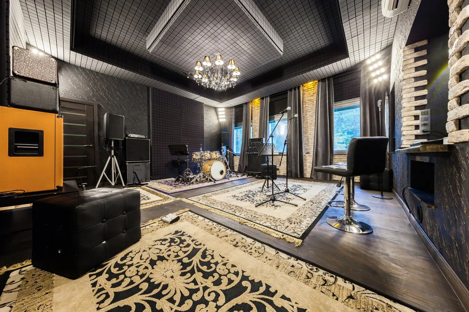 Jak stworzyć własne domowe studio nagrań - poradnik akustyczny