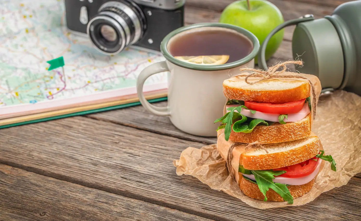 Podróżowanie z dietą bezglutenową - praktyczny poradnik żywieniowy w trasie
